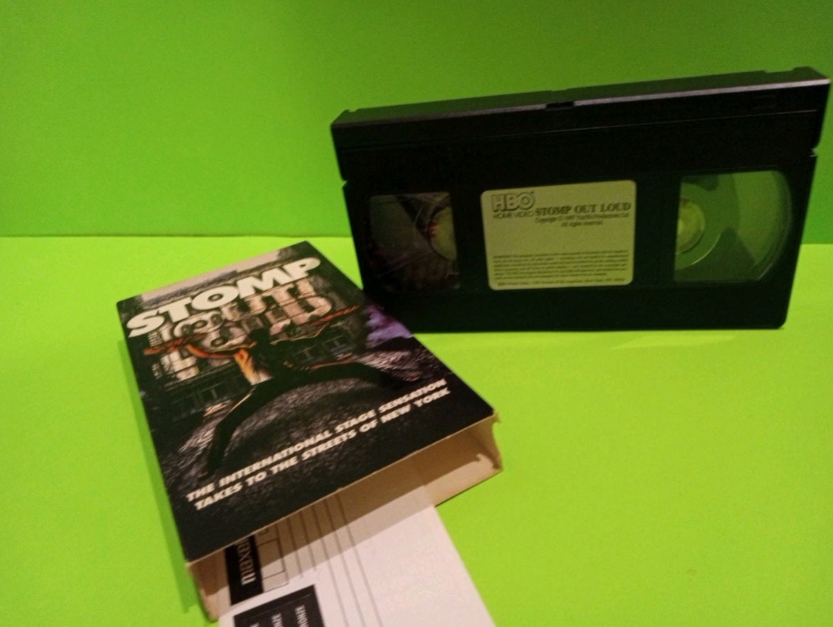 Stomp Out Loud (VHS, 1997) Live Foot Stomping Musical Choreographed Video š„š¢ļø
